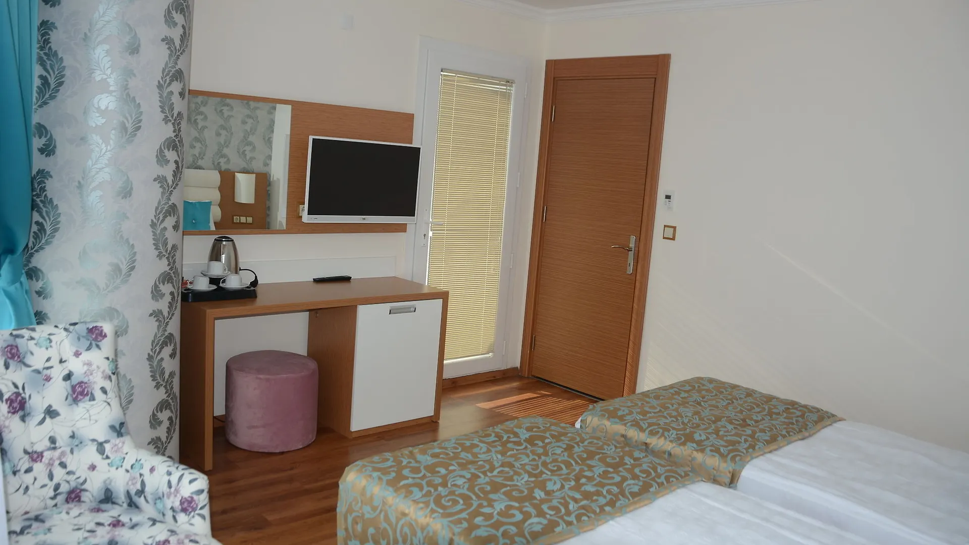 Notion Kesre Beach Hotel İzmir 4*,
